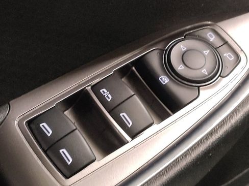 Used 2022 Chevrolet Malibu LT FWD image 27