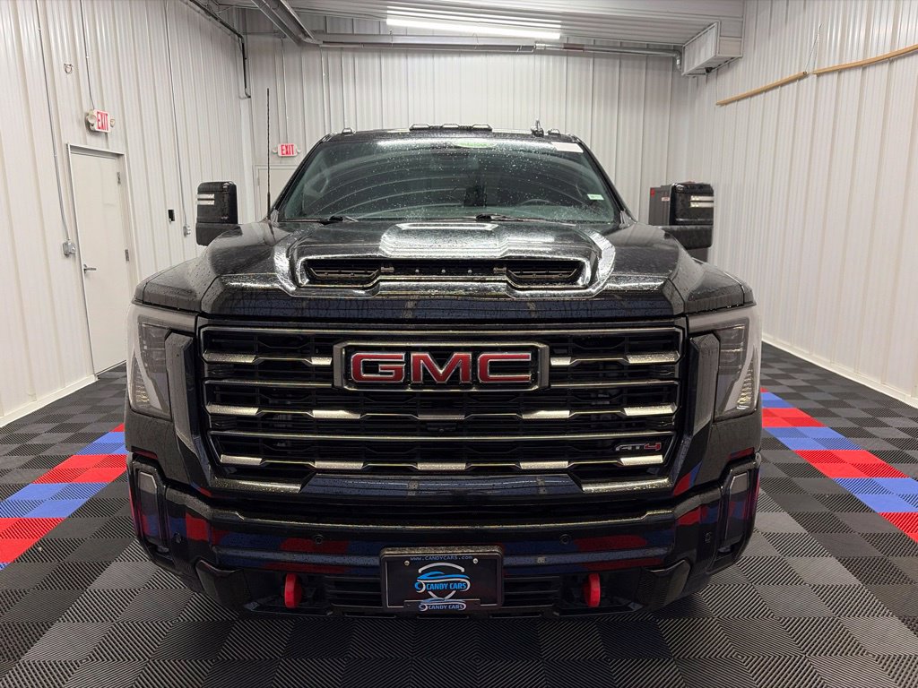 Used 2024 GMC Sierra 2500 AT4 w/ AT4 Preferred Package AWD/4WD image 9
