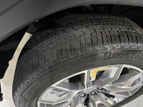 Used 2024 GMC Sierra 1500 Denali AWD/4WD image 43