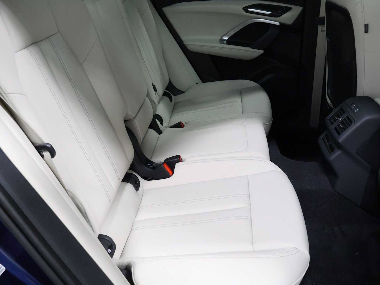 New 2026 Audi Q5 Premium AWD/4WD image 34