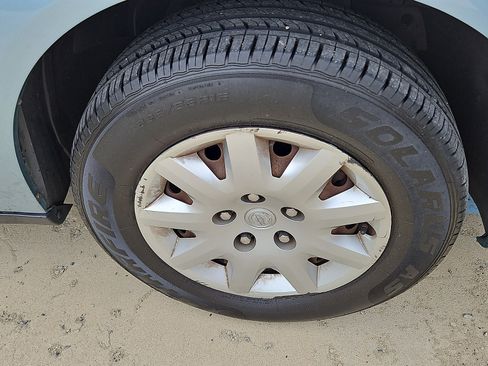 Used 2008 Chrysler Town & Country LX FWD image 11