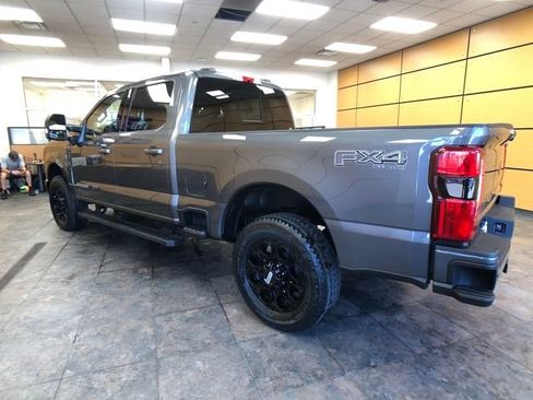 New 2026 Ford F250 Lariat w/ Black Appearance Package image 5