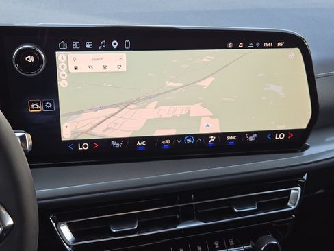 New 2027 Chevrolet Traverse LT w/ Midnight/Sport Edition FWD image 18