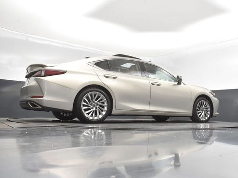 Used 2022 Lexus ES 350 Ultra Luxury FWD image 44