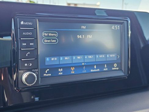 Used 2025 Nissan Kicks S AWD/4WD image 32