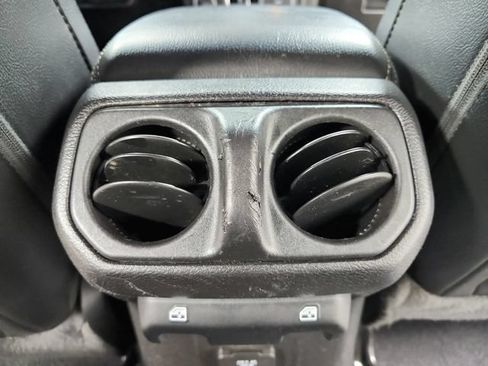 Used 2021 Jeep Wrangler Unlimited Sahara w/ Cold Weather Group AWD/4WD image 36
