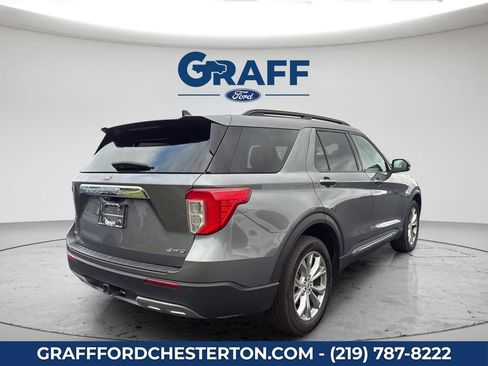 Used 2024 Ford Explorer XLT w/ Equipment Group 202A AWD/4WD image 8