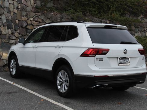 Used 2018 Volkswagen Tiguan SE w/ 3rd Row Seat Package image 7
