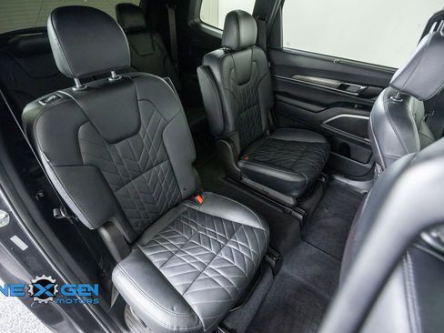 Used 2025 Kia Telluride EX X-Line AWD/4WD image 39