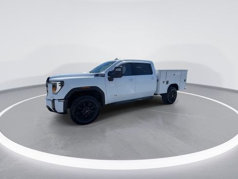 Used 2025 GMC Sierra 2500 AT4 AWD/4WD image 8