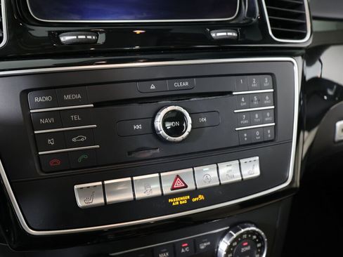 Used 2018 Mercedes-Benz GLE 43 AMG 4MATIC image 33