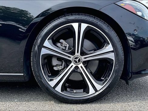Used 2023 Mercedes-Benz C 300 4MATIC Sedan image 9