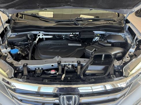 Used 2017 Honda Pilot Touring image 69
