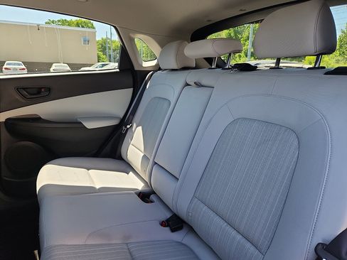Certified 2023 Hyundai Kona SEL AWD/4WD image 25