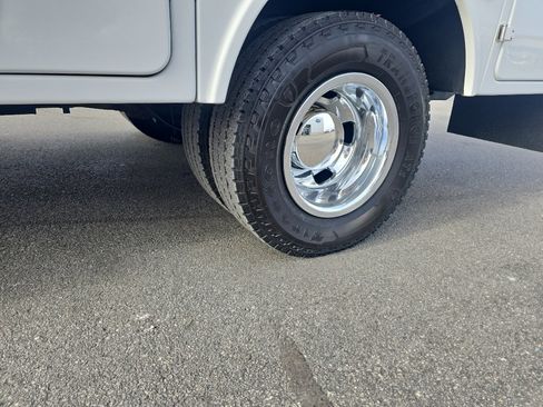 Used 2016 RAM 3500 Tradesman w/ Power Accessory Group image 9