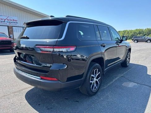 Used 2024 Jeep Grand Cherokee L Limited w/ Trailer Tow Package AWD/4WD image 8