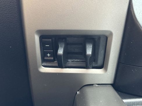 Used 2017 Ford F150 Lariat image 26