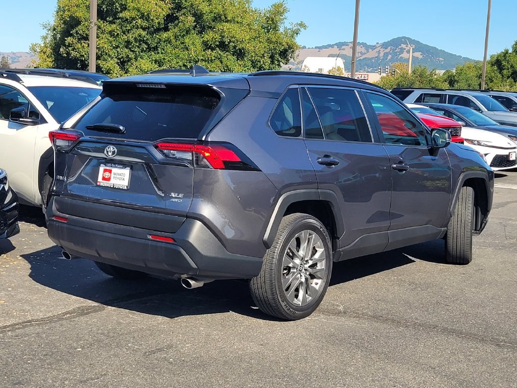 Used 2023 Toyota RAV4 XLE Premium AWD/4WD image 3