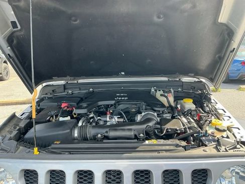 Used 2021 Jeep Wrangler Unlimited Sport AWD/4WD image 20