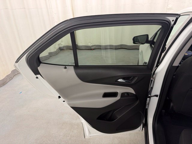 Used 2020 Chevrolet Equinox LT AWD/4WD image 18