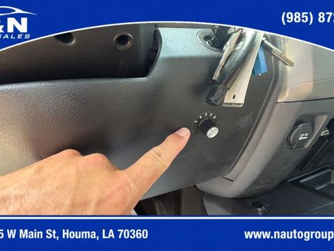 Used 2012 RAM 2500 ST w/ Chrome Appearance Group AWD/4WD image 19