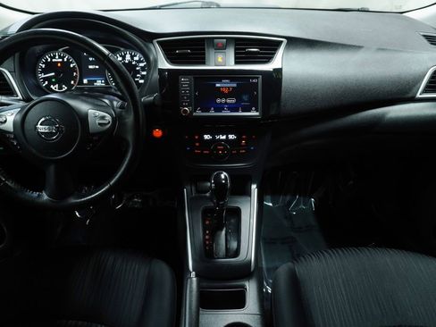 Used 2019 Nissan Sentra SV image 15