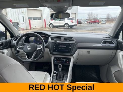 Used 2024 Volkswagen Tiguan Wolfsburg Edition AWD/4WD image 36