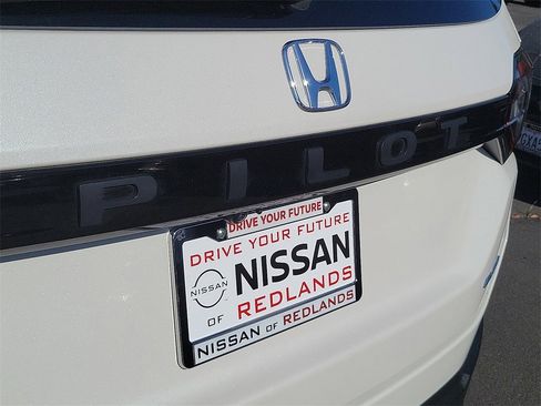 Used 2023 Honda Pilot Elite image 24