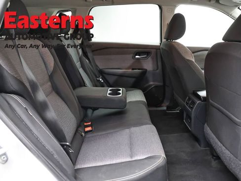 Used 2023 Nissan Rogue SV FWD image 22