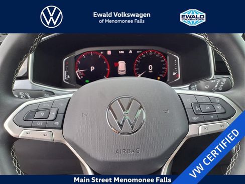 Certified 2025 Volkswagen Taos SEL w/ Black Wheel Plus Package AWD/4WD image 17