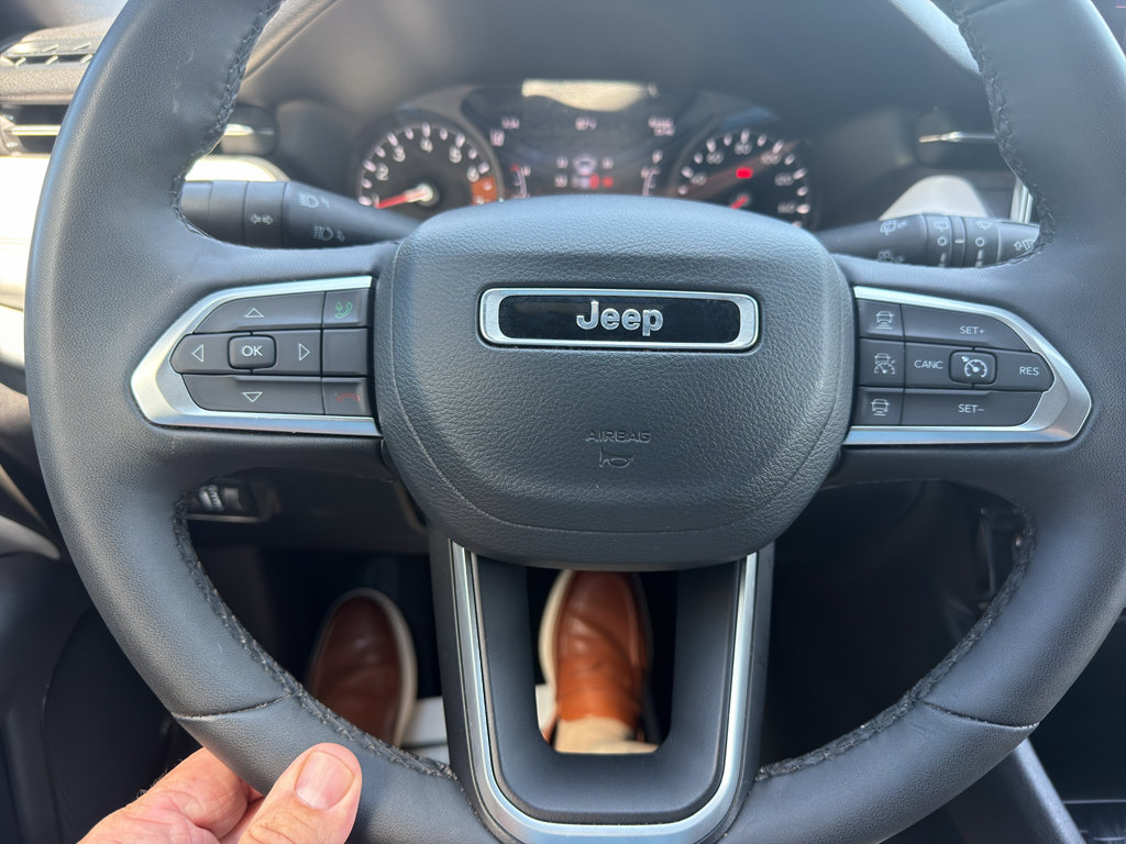 Used 2024 Jeep Compass Limited AWD/4WD image 17