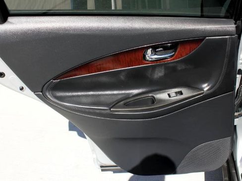 Used 2016 INFINITI QX50 AWD w/ Premium Plus Package image 12