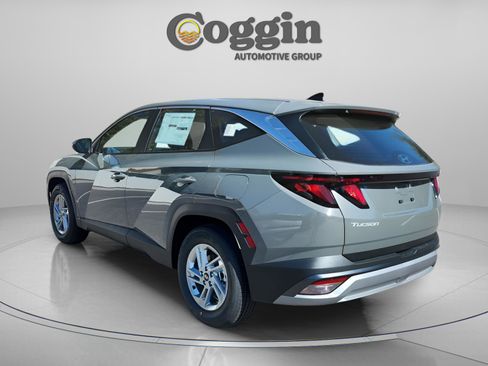New 2026 Hyundai Tucson SE image 4