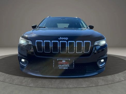 Used 2019 Jeep Cherokee Limited AWD/4WD image 3