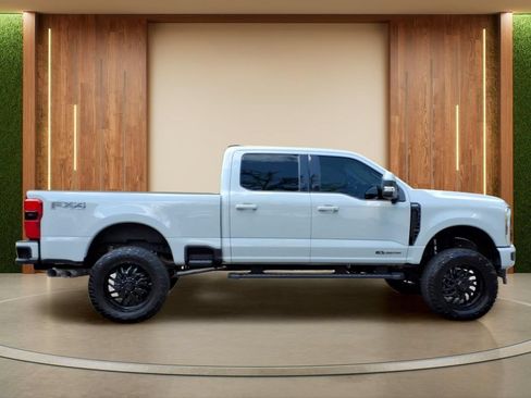 Used 2025 Ford F250 Lariat w/ Black Appearance Package AWD/4WD image 36