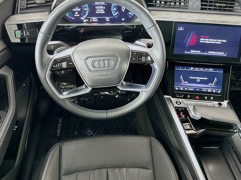 Used 2024 Audi Q8 e-tron Premium Plus w/ Premium Plus Package AWD/4WD image 5