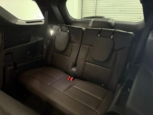 New 2026 Ford Explorer Platinum image 17