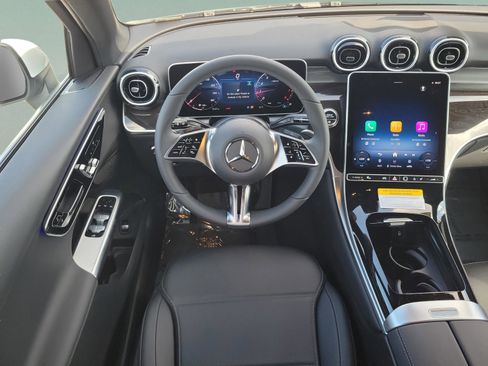 Certified 2026 Mercedes-Benz GLC 300 image 10