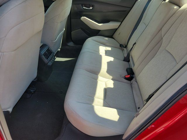 Used 2025 Honda Accord SE image 10