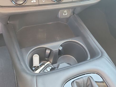 Used 2025 Honda HR-V LX image 23