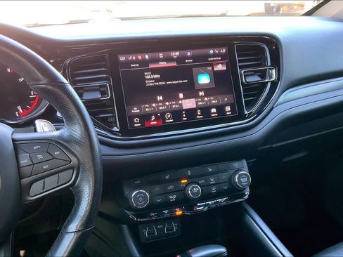 Used 2021 Dodge Durango GT image 6