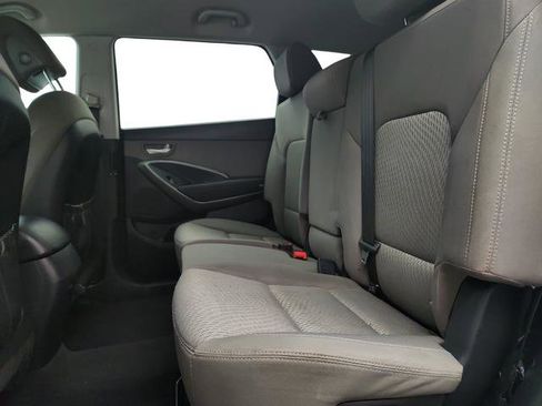 Used 2018 Hyundai Santa Fe SE w/ Cargo Package image 20