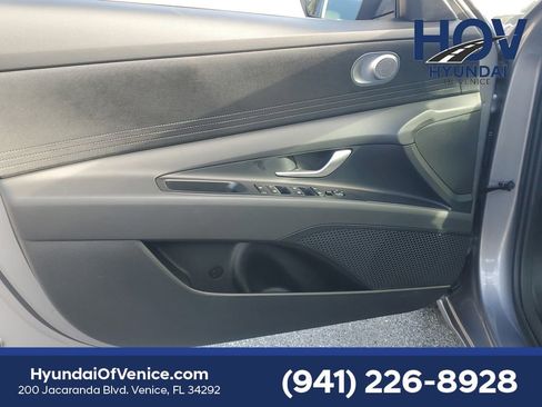 Certified 2026 Hyundai Elantra SE FWD image 23
