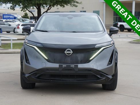 Used 2023 Nissan Ariya AWD image 3