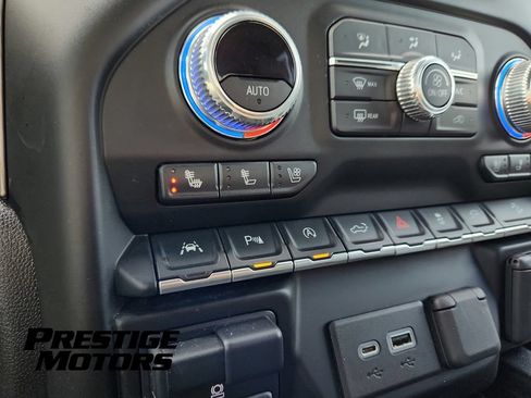 Used 2020 GMC Sierra 1500 Denali w/ Technology Package AWD/4WD image 28