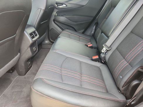 Used 2024 Chevrolet Equinox RS FWD image 23