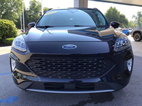 Used 2021 Ford Escape Titanium w/ Titanium Elite Package AWD/4WD image 14