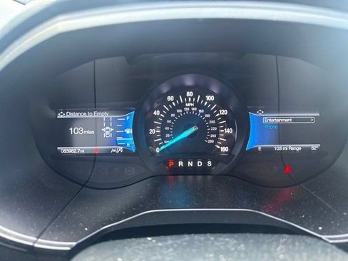 Used 2022 Ford Edge Titanium AWD/4WD image 10
