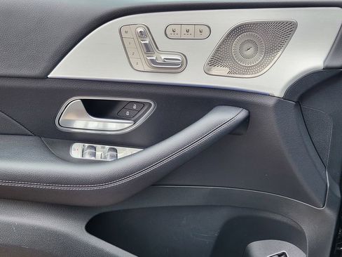 Used 2025 Mercedes-Benz GLE 350 4MATIC image 13