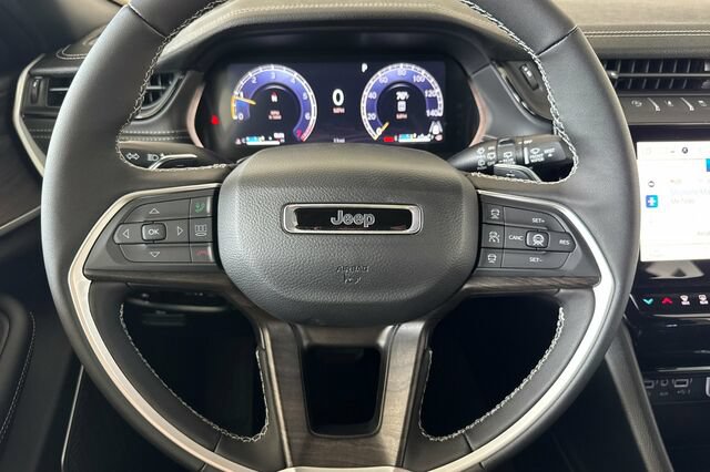 New 2026 Jeep Grand Cherokee L Limited AWD/4WD image 22
